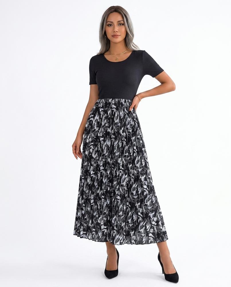 Nord Wear - Dulam | Pleated Leaf-Print Midi Dress Women