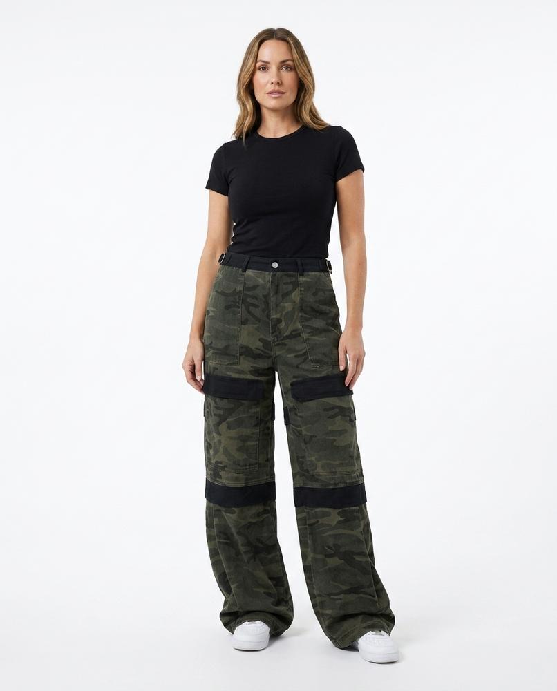 Nord Wear - Altir | Camouflage Wide-Leg Pants Women