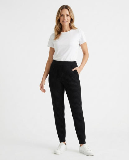 Nord Wear - Aafid | Knitted High-Waisted Pants Women