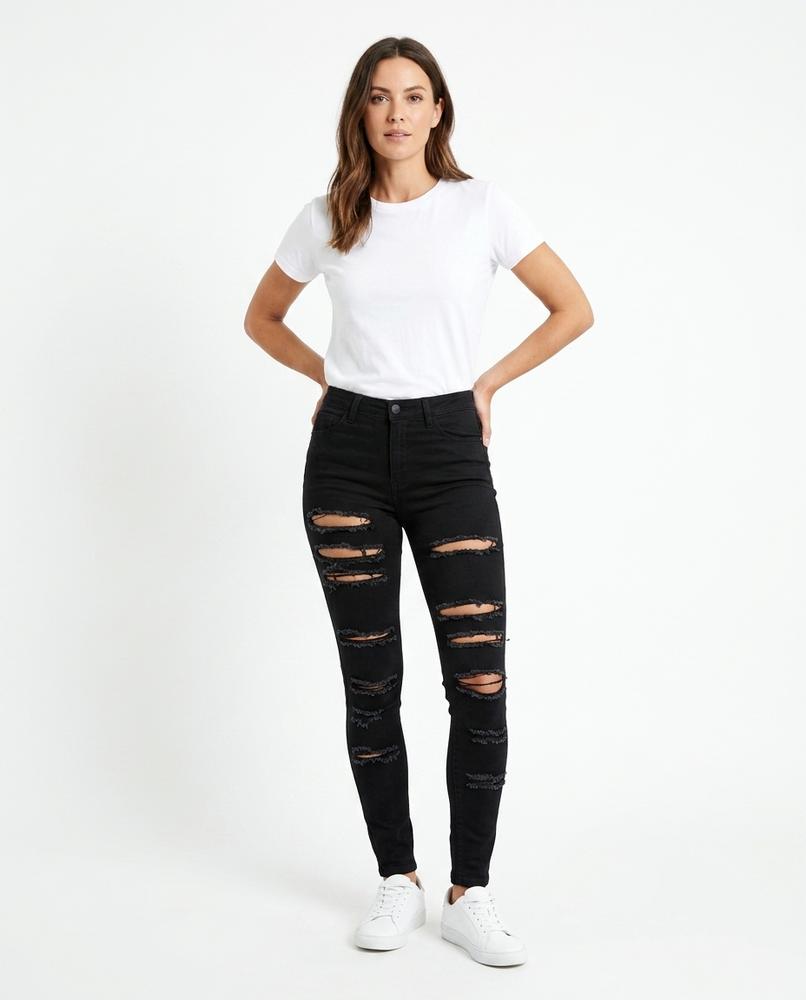 Nord Wear - Rizan | High-Waist Distressed Pants Women