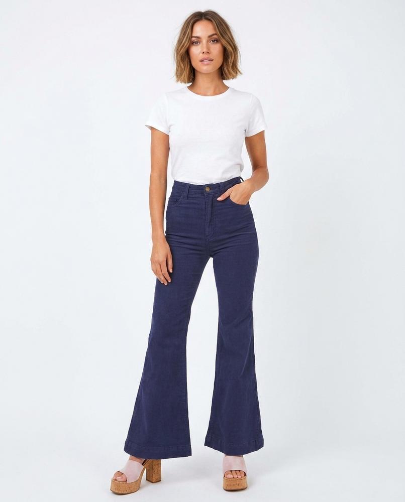Nord Wear - Leron | High-Waist Flared Pants Women